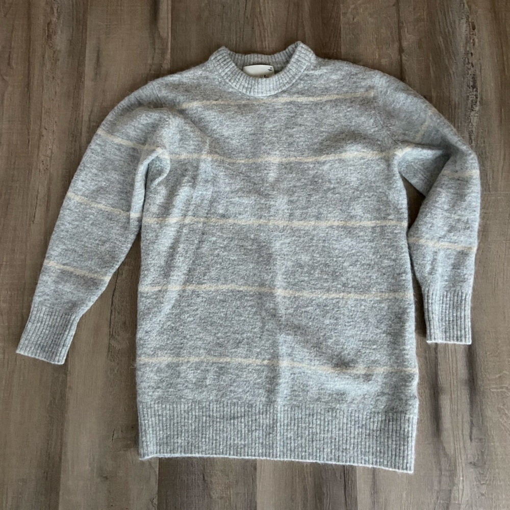 Aritzia Wilfred Sweater - XS